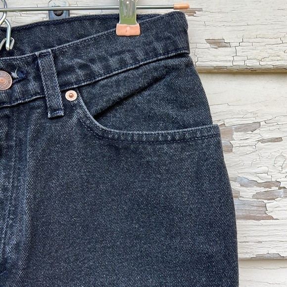 Vintage Levi's 512 Slim Fit Tapered Leg Black Cotton High Waist Mom Jeans H16 - Picture 4 of 12